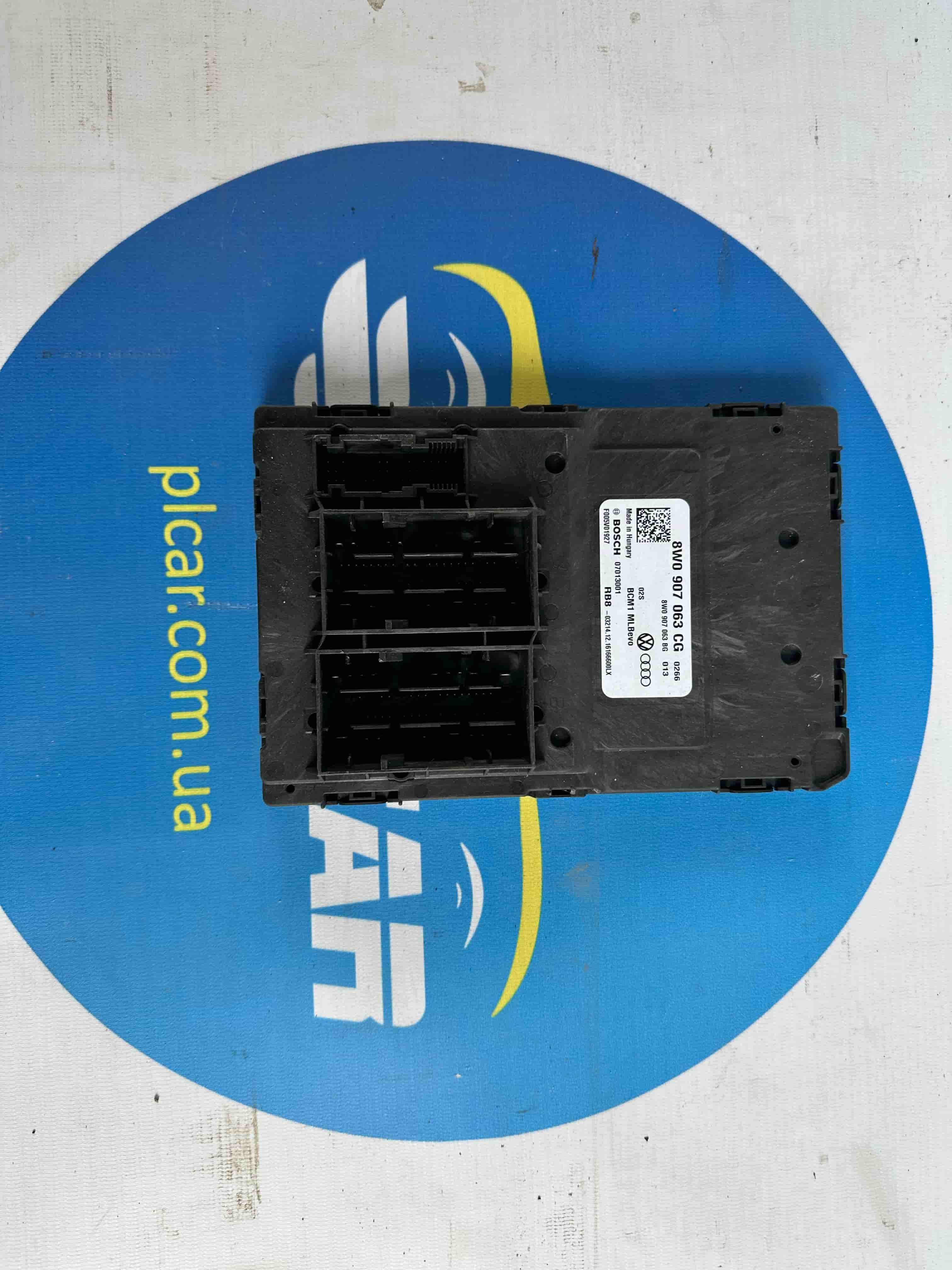 В наявності 8W0907063CG блок комфорту